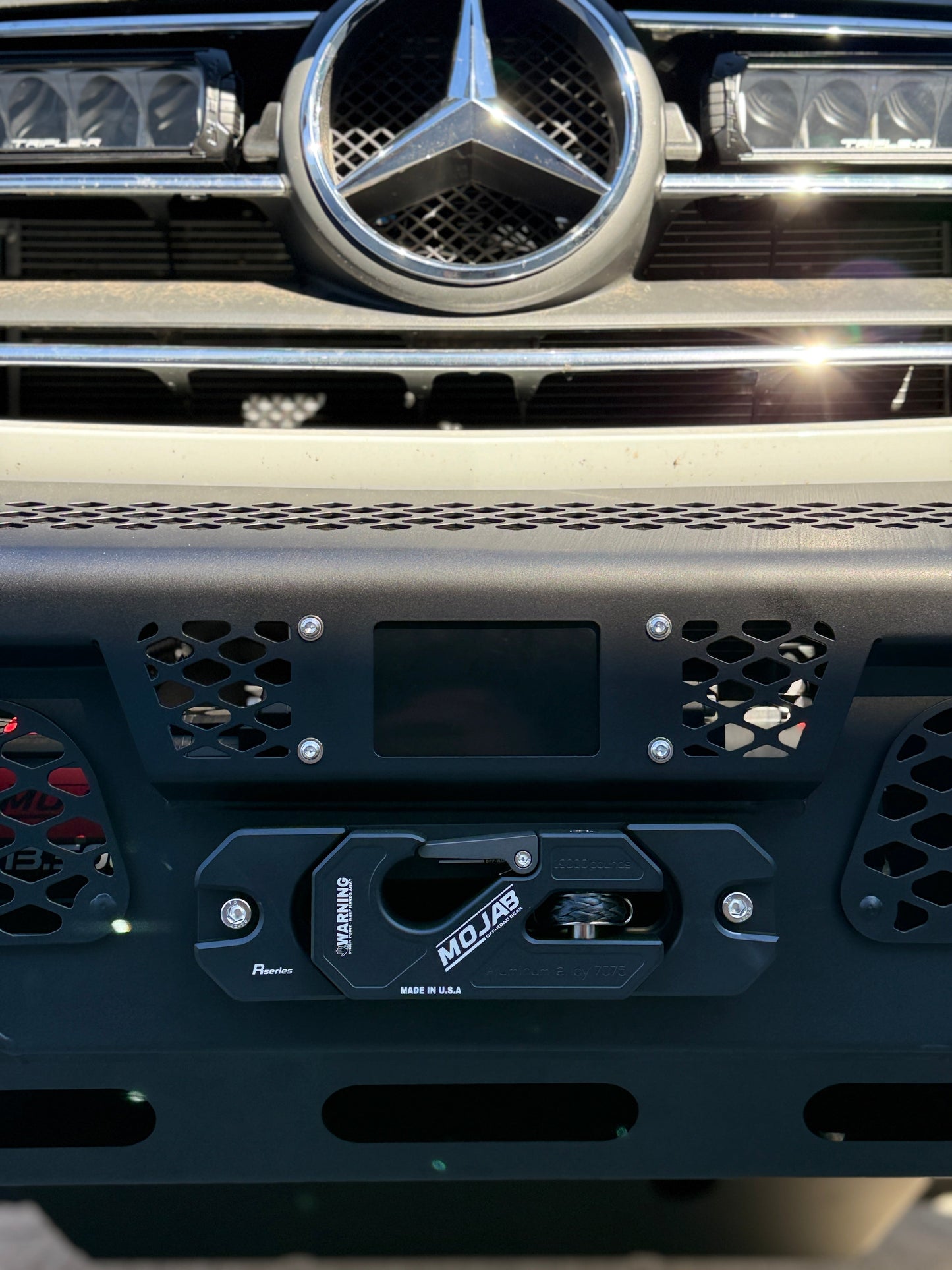 Aluminum Recessed Winch Shackle with Fairlead Kit, closed latch (LIFE TIME WARRANTY*)